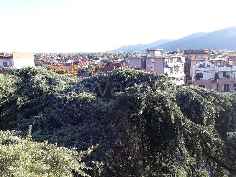 Appartamento in Vendita a Sarzana, 198'000€, 104 m²