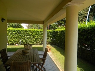 Casa Semi Indipendente in Vendita a Camaiore, zona Lido di Camaiore, 800'000&euro;, 80 m²