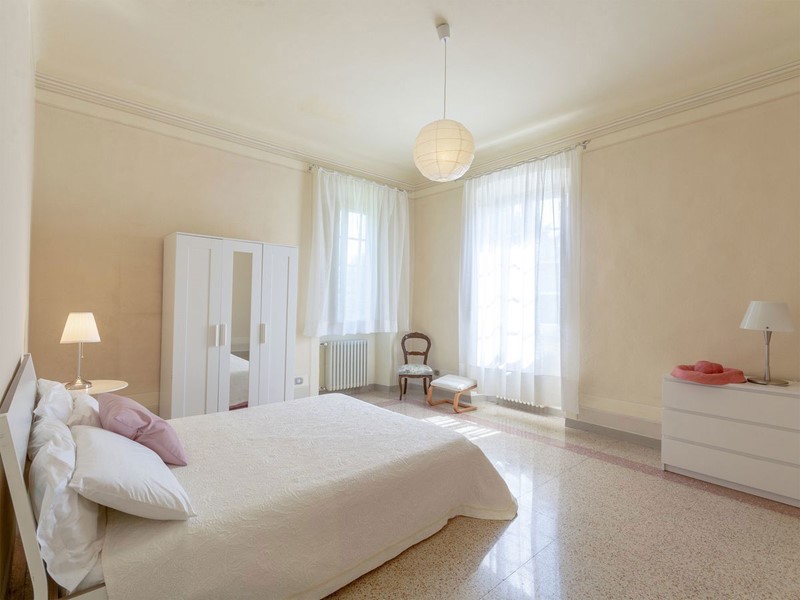 Villa in Vendita a Lucca, 850 m²