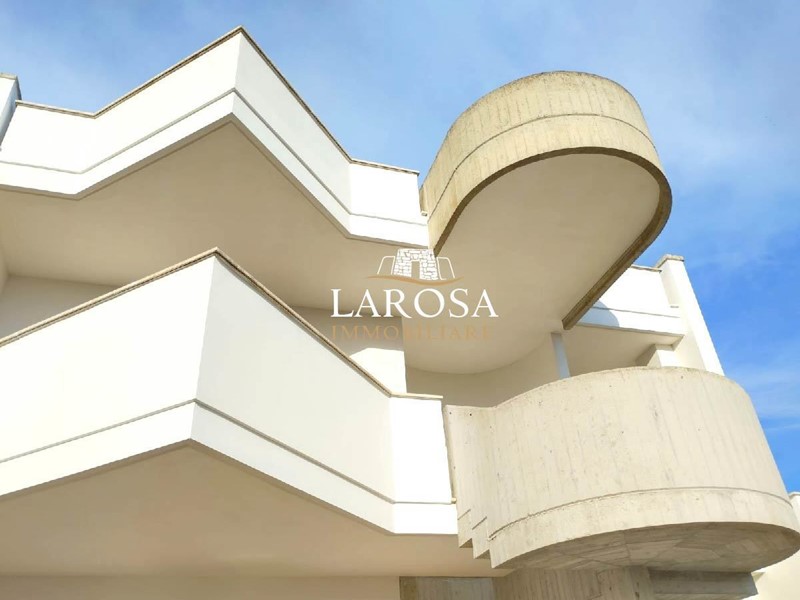 Quadrilocale in Vendita a Vernole, 115'000€, 110 m², con Box