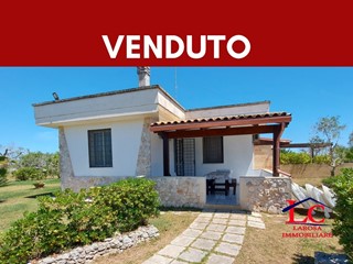 Casa Indipendente in Vendita a Melendugno, zona San Foca, 150'000€, 115 m²