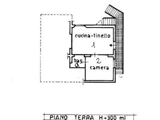 Trilocale in Vendita a Fosdinovo, zona Caniparola, 83'000€, 50 m², con Box