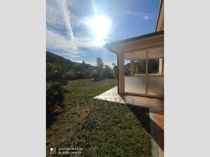 Casa Indipendente in Vendita a Camporosso, 395'000€, 110 m²