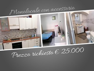 Monolocale in Vendita a Maddaloni, zona VIA LIBERTA' , 25'000€, 30 m², arredato