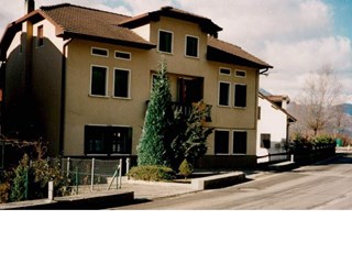 Villa bifamiliare in Vendita a Alpago, zona Lago di Santa Croce, 150'000€, 200 m²