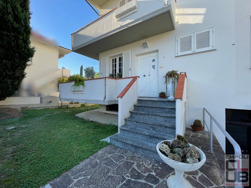 Villetta a schiera in Vendita a Empoli, 420'000€, 135 m²