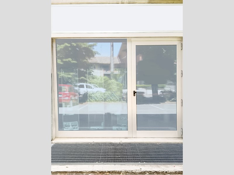 Magazzino in Affitto a Quattro Castella, zona centro, 550&euro;, 118 m²