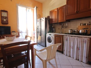Appartamento in Vendita a Siracusa, zona via Sicilia, 125'000&euro;, 140 m²