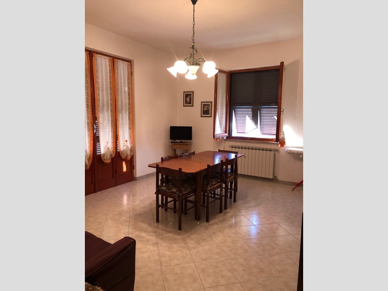 Quadrilocale in Vendita a Ameglia, zona Fiumaretta, 260'000&euro;, 100 m², arredato