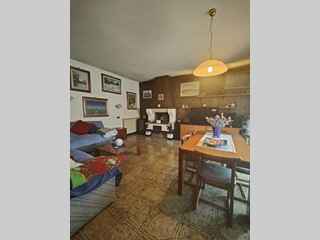 Appartamento in Vendita a Licciana Nardi, 139'000€, 130 m²