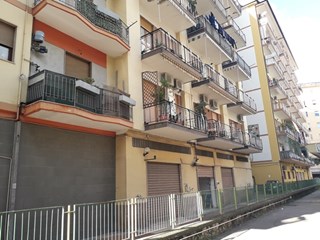 Box in Vendita a Battipaglia, zona via Dante Alighieri, 35'000€, 33 m²