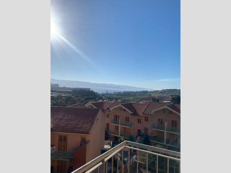 Trilocale in Vendita a Messina, zona Faro Superiore, 120'000€, 120 m²