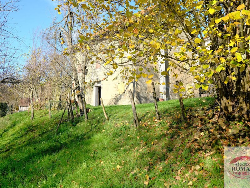 Casa Indipendente in Vendita a Urbe, 85'000€, 200 m², con Box