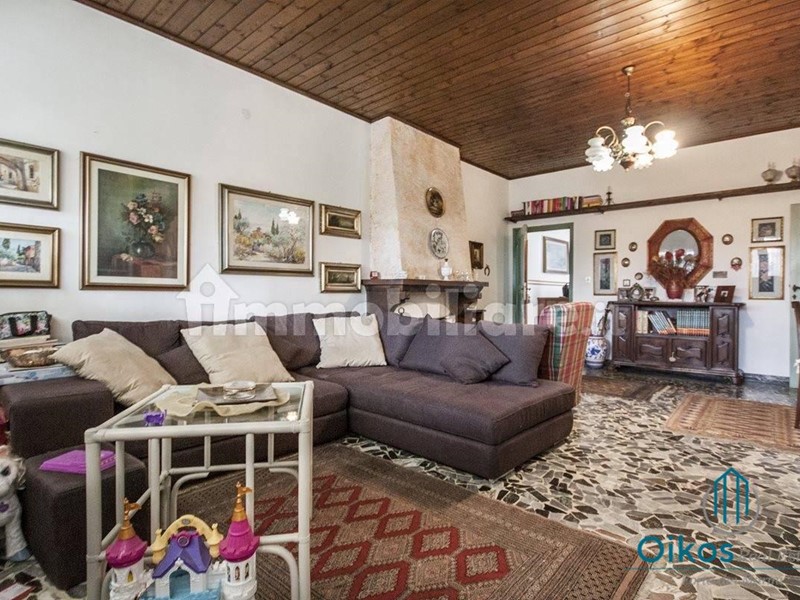 Appartamento in Vendita a Forte dei Marmi, zona Vittoria Apuana, 410'000€, 90 m², arredato