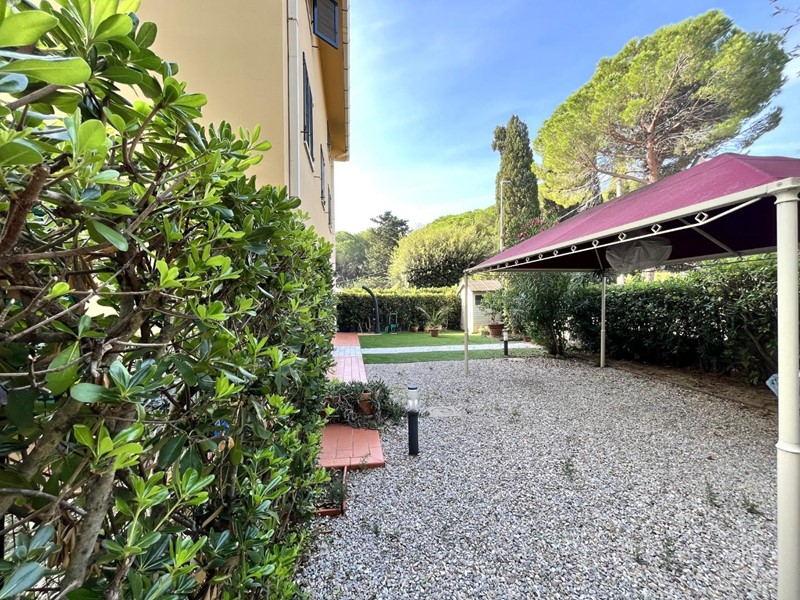 Quadrilocale in Vendita a Rosignano Marittimo, zona Caletta, 248'000€, 118 m², arredato