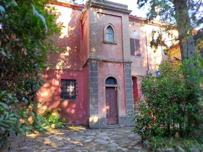 Villa in Vendita a Livorno, zona Montenero, 1'300'000&euro;, 500 m², con Box