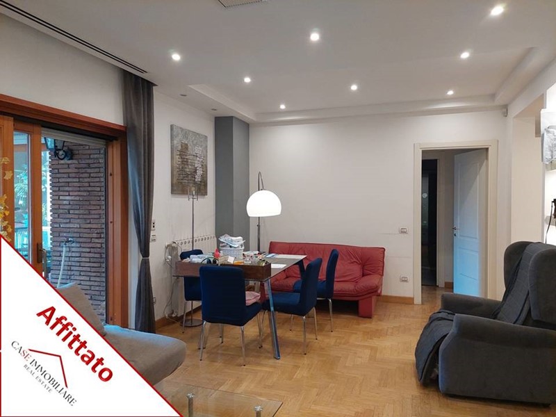 Bilocale in Affitto a Roma, 1'600€, 75 m²