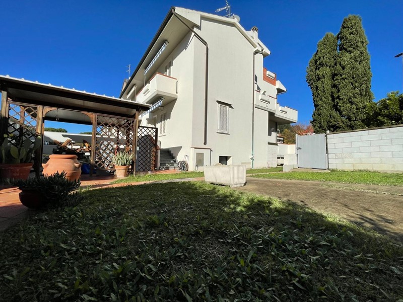 Villetta a schiera in Vendita a Empoli, 420'000€, 135 m²