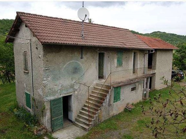 Casa Indipendente in Vendita a Cartosio, 165'000€, 465 m², arredato, con Box