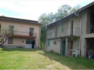 Casa Indipendente in Vendita a Cartosio, 165'000€, 465 m², arredato, con Box