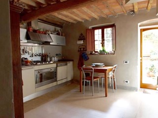 Casa Indipendente in Vendita a Calci, zona Castelmaggiore, 175'000€, 110 m²