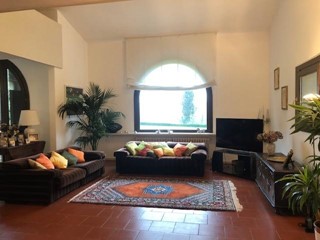 Villa in Vendita a San Miniato, 870'000€, 200 m², con Box