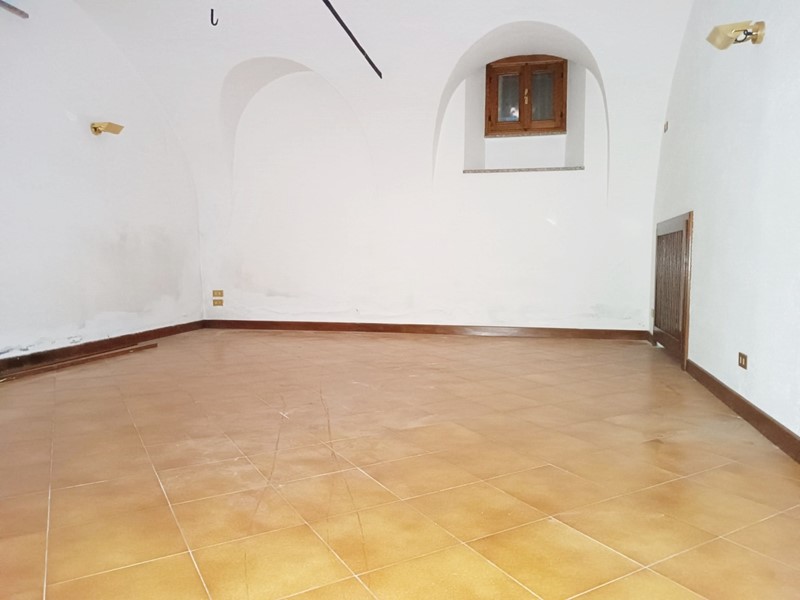 Casa Semi Indipendente in Vendita a Brescia, zona Caionvico, 255'000€, 230 m²