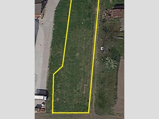Terreno industriale in Vendita a Pontecchio Polesine, 74'000€, 900 m²