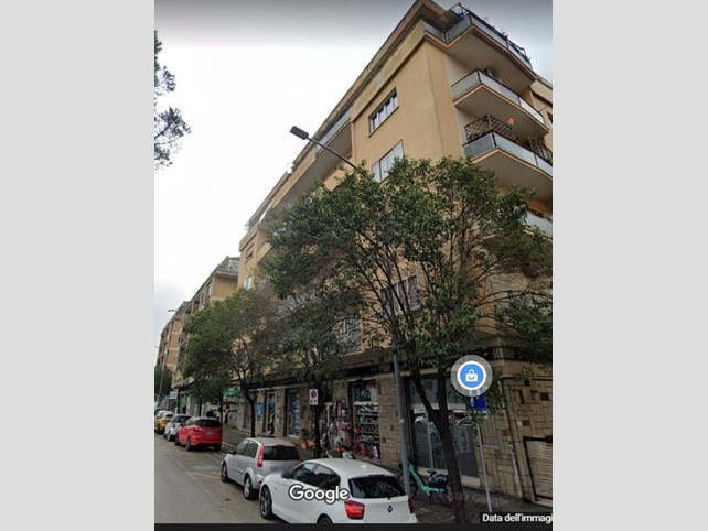 Quadrilocale in Vendita a Roma, zona centocelle prenestina, 329'000€, 138 m²
