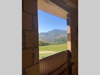 Casa Indipendente in Vendita a Castignano, 179'000€, 570 m²