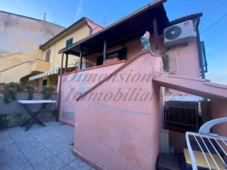 Bilocale in Vendita a Rosignano Marittimo, zona Castelnuovo Della Misericordia, 115'000€, 45 m²
