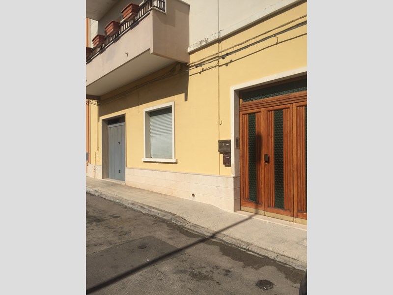 Casa Semi Indipendente in Affitto a Monteroni di Lecce, zona centrale, 400€, 150 m², arredato