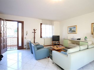 Villetta a schiera in Vendita a Buti, zona Cascine, 269'000€, 155 m², con Box