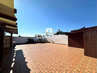 Quadrilocale in Vendita a Melendugno, zona Torre Specchia, 135'000€, 90 m², arredato