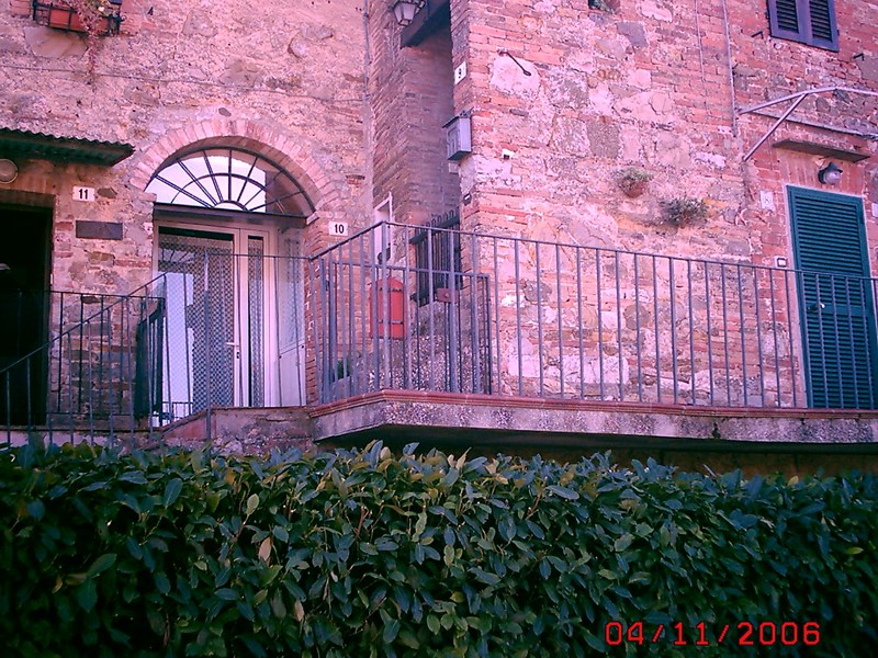 Trilocale in Vendita a Castelnuovo Berardenga, zona CORSIGNANO, 155'000€, 69 m², arredato