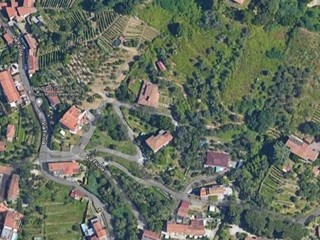 Terreno agricolo in Vendita a Carrara, 80'000€, 3000 m²
