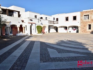 Negozio in Vendita a Santa Teresa Gallura, 66'000€, 31 m²