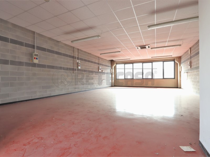 Laboratorio in Vendita a Camisano Vicentino, 50'000€, 105 m²