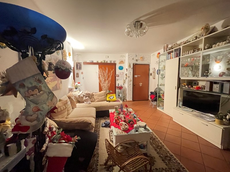 Quadrilocale in Vendita a Sarzana, zona Nave, 170'000€, 90 m², con Box