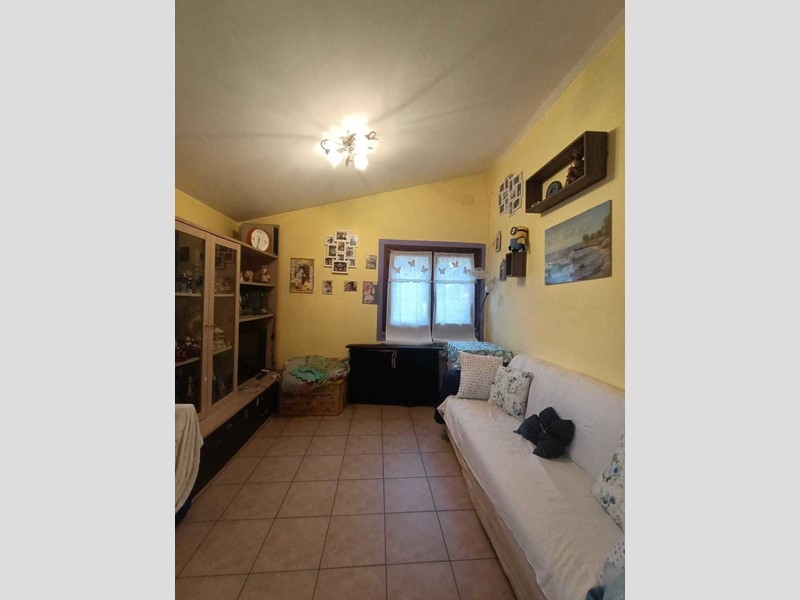 Casa Indipendente in Vendita a Villafranca in Lunigiana, 170'000€, 90 m²