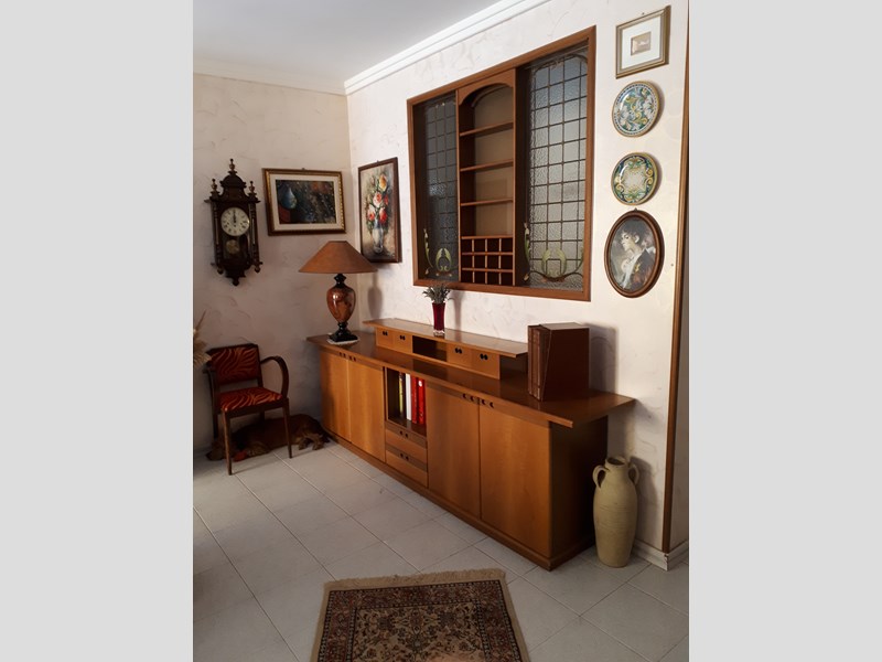 Appartamento in Vendita a Delia, zona via Luigi La Verde n.39, 89'000€, 180 m²