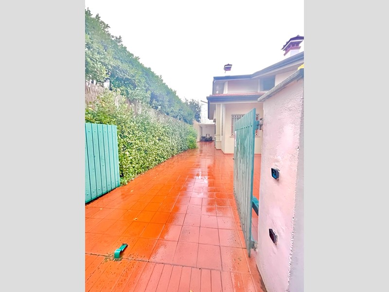 Casa Indipendente in Affitto a Forte dei Marmi, 28'000€, 150 m², arredato