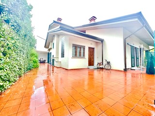 Casa Indipendente in Affitto a Forte dei Marmi, 28'000€, 150 m², arredato