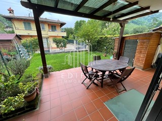 Villetta a schiera in Vendita a Massa, zona Romagnano, 299'000€, 120 m²
