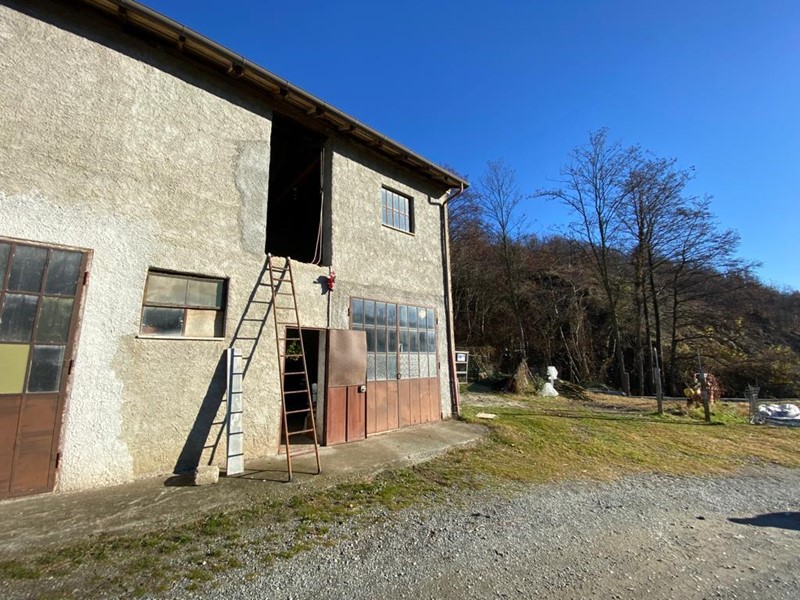 Casa Semi Indipendente in Vendita a Ponzone, zona Cimaferle, 160'000€, 149 m², con Box