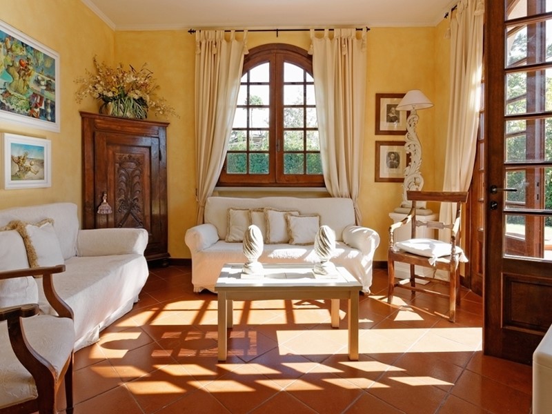 Casa Indipendente in Affitto a Forte dei Marmi, zona Roma Imperiale, 350 m², arredato