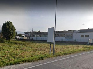 Capannone in Vendita a Lucca, zona Antraccoli, 1'500'000€, 800 m²