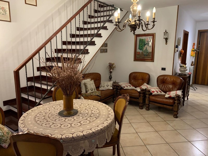 Quadrilocale in Vendita a Massa, 295'000&euro;, 100 m², arredato, con Box