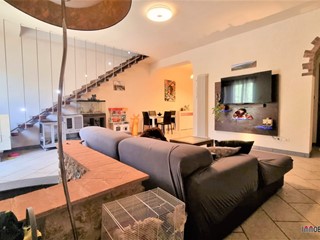 Quadrilocale in Vendita a Monteriggioni, 260'000&euro;, 116 m²