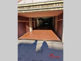 Box in Vendita a Genova, zona Sestri Ponente, 19'000€, 13 m²